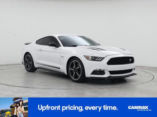 White 2016 Ford Mustang GT Premium