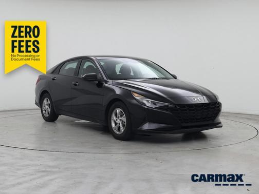 Black 2022 Hyundai ELANTRA SE
