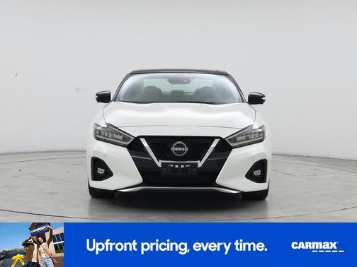 White 2023 Nissan Maxima Platinum