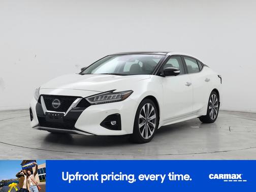 White 2023 Nissan Maxima Platinum