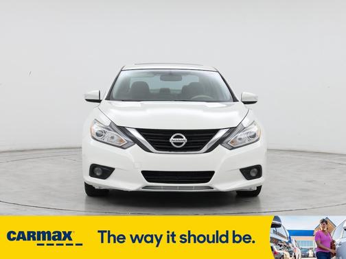 2016 Nissan Altima SV