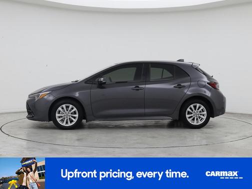 2025 Toyota Corolla Hatchback SE