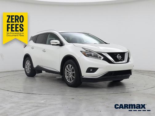 White 2018 Nissan Murano SL
