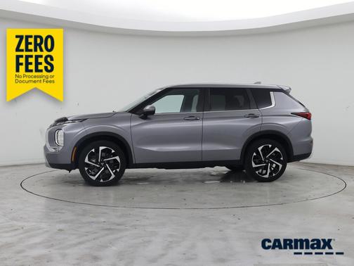 Gray 2024 Mitsubishi Outlander SE