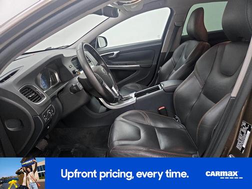 2016 Volvo V60 Cross Country T5