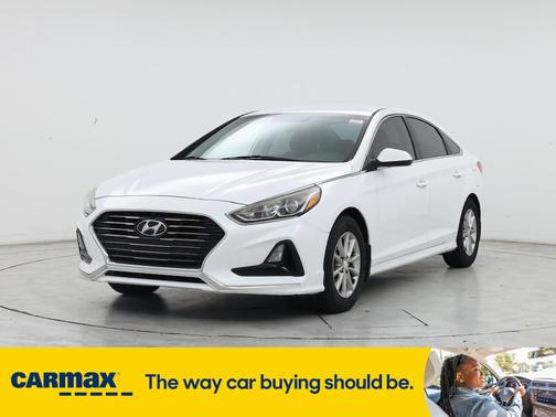 2018 Hyundai SONATA SE