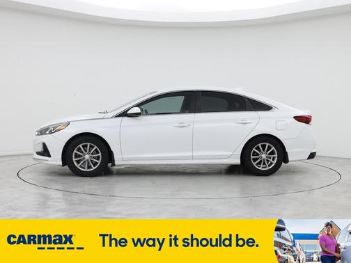 2018 Hyundai SONATA SE