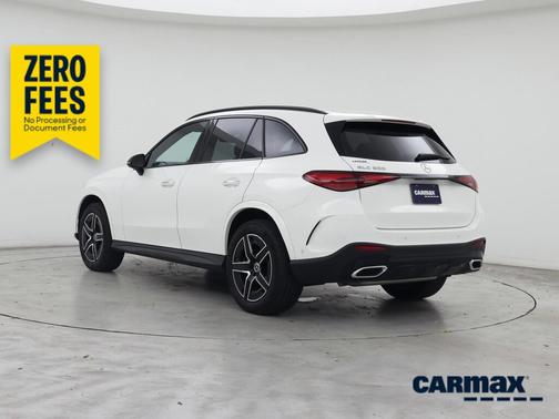 White 2024 Mercedes-Benz GLC 300