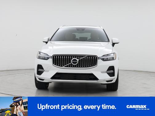 2023 Volvo XC60 Recharge Plug-In Hybrid T8 Ultimate Bright Theme