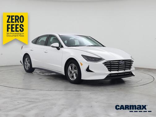 White 2023 Hyundai SONATA SE