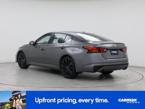 2022 Nissan Altima SR