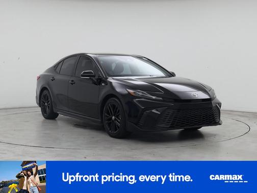 Black 2025 Toyota Camry SE