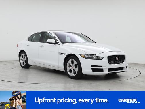 2017 Jaguar XE 
