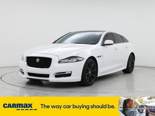 2019 Jaguar XJ R-Sport