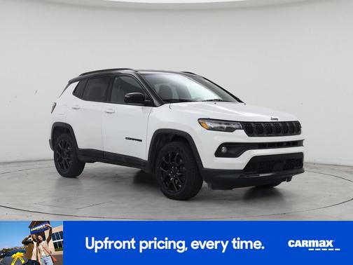 White 2023 Jeep Compass Altitude