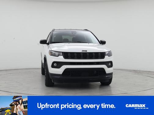 White 2023 Jeep Compass Altitude