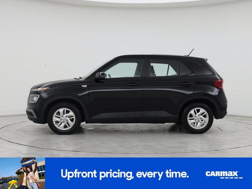 2023 Hyundai VENUE SE