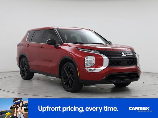 2022 Mitsubishi Outlander SE
