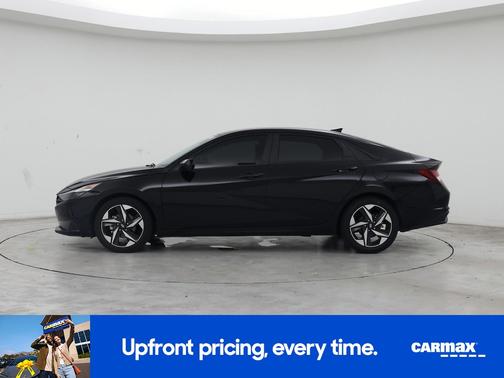 Black 2023 Hyundai ELANTRA SEL