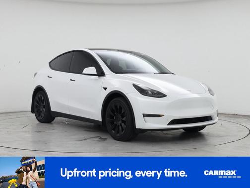 White 2023 Tesla Model Y Long Range