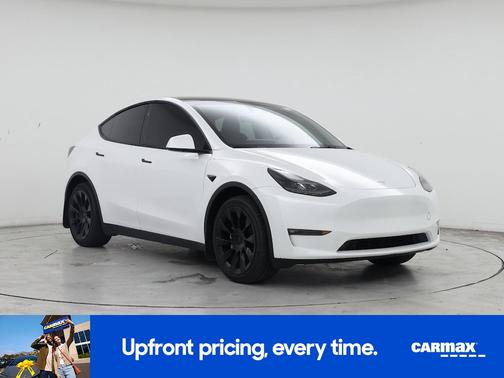 White 2023 Tesla Model Y Long Range