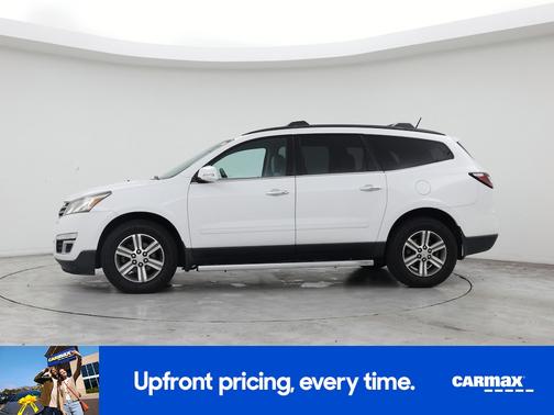 White 2016 Chevrolet Traverse LT