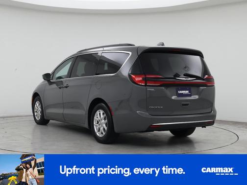 Silver 2022 Chrysler Pacifica Touring L