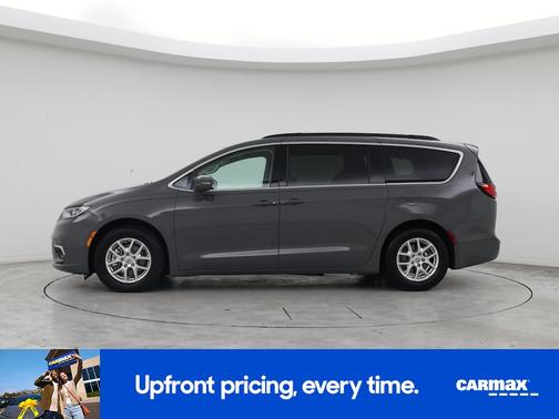 Silver 2022 Chrysler Pacifica Touring L