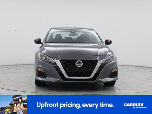 2022 Nissan Altima SR