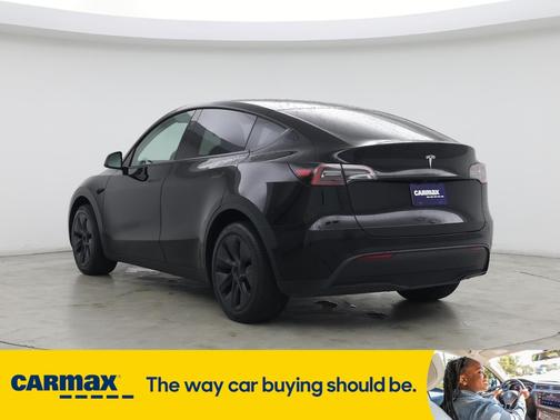 2025 Tesla Model Y Long Range