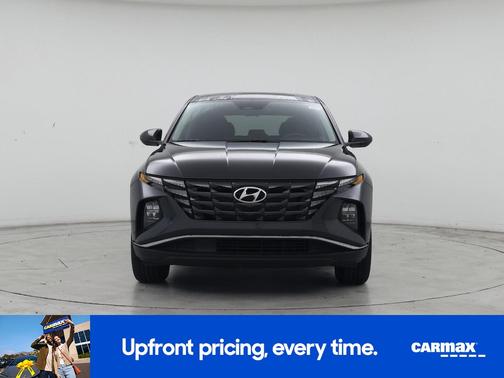 Gray 2023 Hyundai TUCSON SE