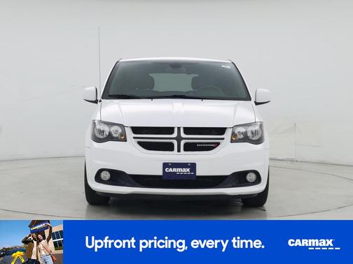 White 2019 Dodge Grand Caravan GT