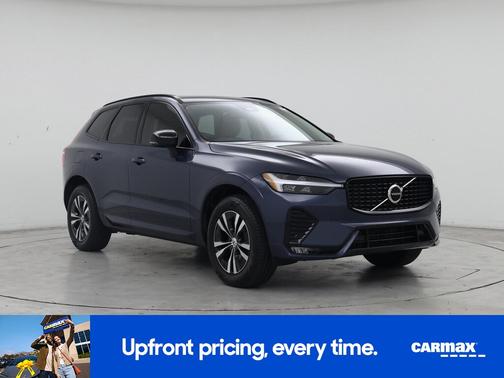 Gray 2024 Volvo XC60 B5 Core Dark Theme