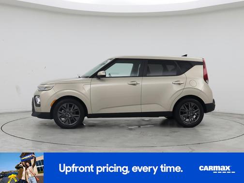 Tan 2020 Kia Soul EX