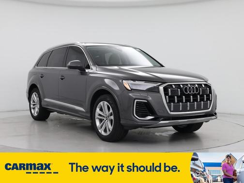 2025 Audi Q7 Premium Plus