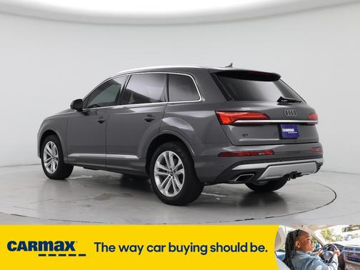 2025 Audi Q7 Premium Plus
