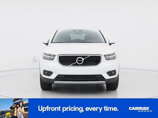 2021 Volvo XC40 T4 Momentum