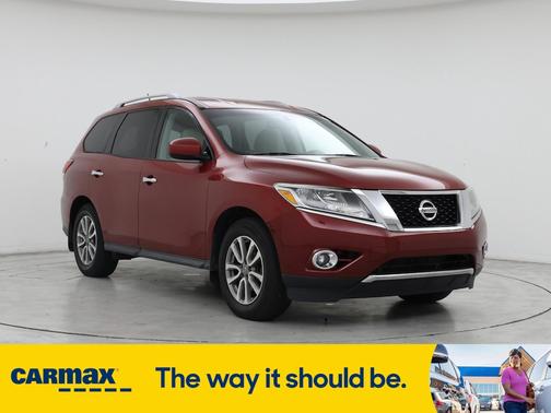 2016 Nissan Pathfinder SV