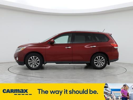 2016 Nissan Pathfinder SV