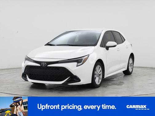 White 2025 Toyota Corolla Hatchback SE