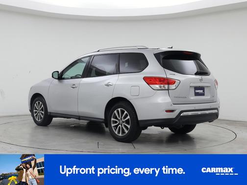 Silver 2016 Nissan Pathfinder SV