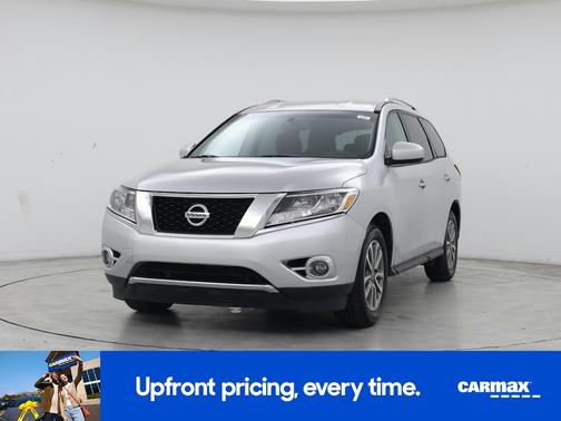 Silver 2016 Nissan Pathfinder SV