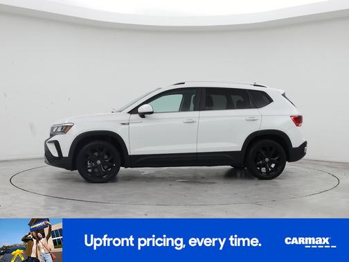 White 2023 Volkswagen Taos SE