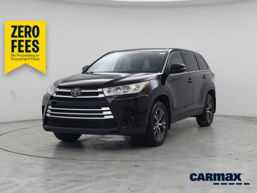 Black 2018 Toyota Highlander LE