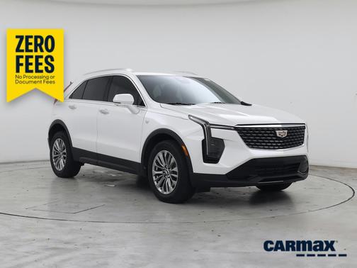 White 2024 Cadillac XT4 Premium Luxury