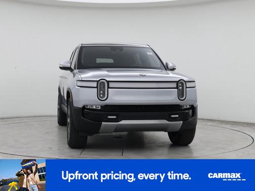 Silver 2023 Rivian R1S Adventure Quad-Motor Large