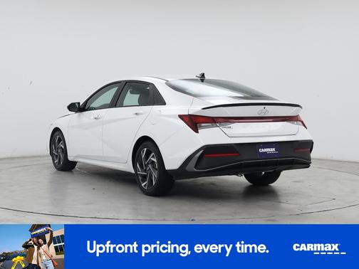 White 2025 Hyundai ELANTRA SEL Sport