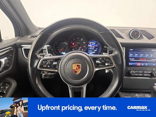 2017 Porsche Macan 