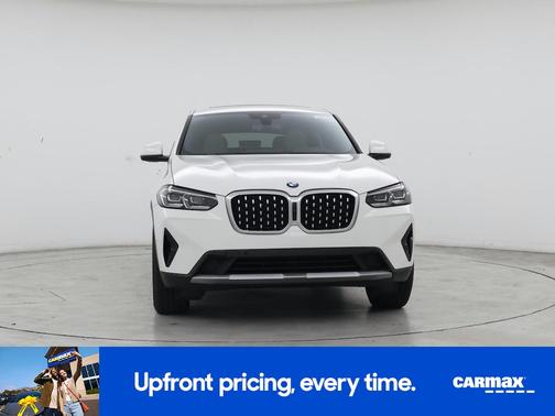 White 2022 BMW X4 XDrive30i