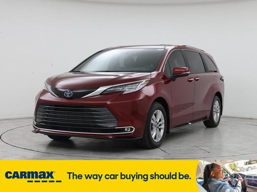 2025 Toyota Sienna Limited